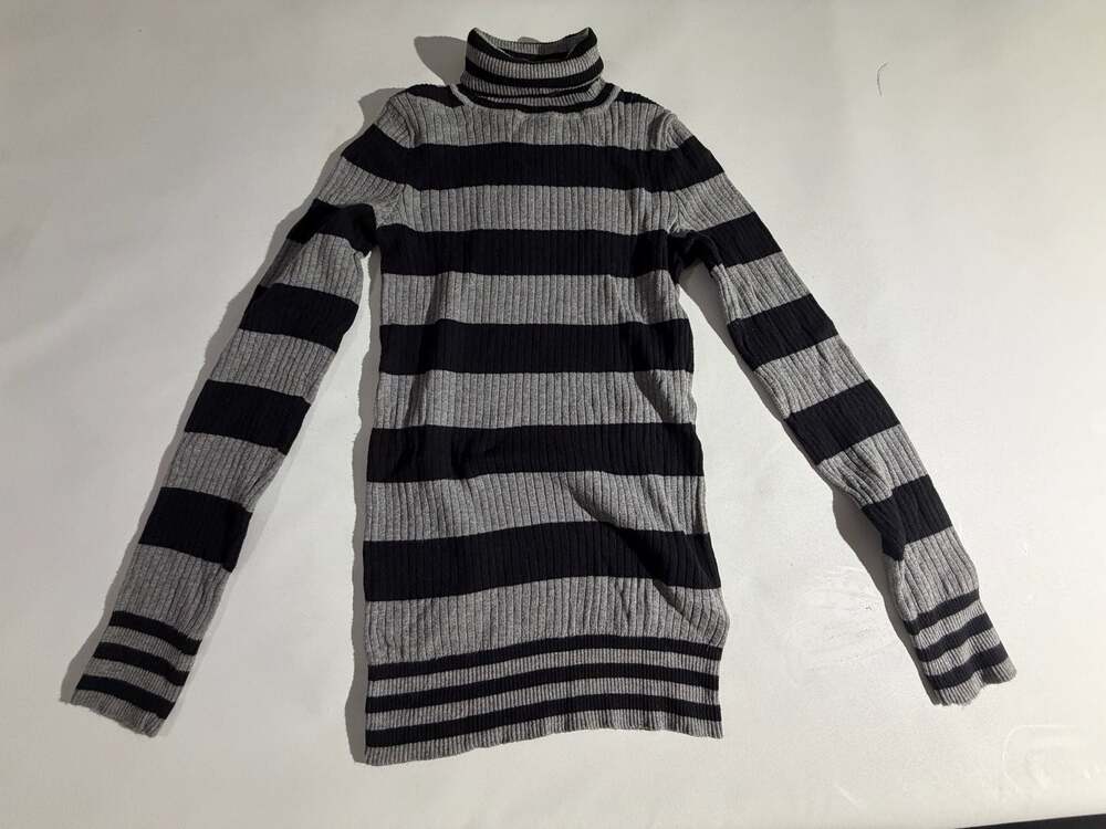 Lei Black Gray Striped Turtleneck Sweater M Ribbed Knit Y2K